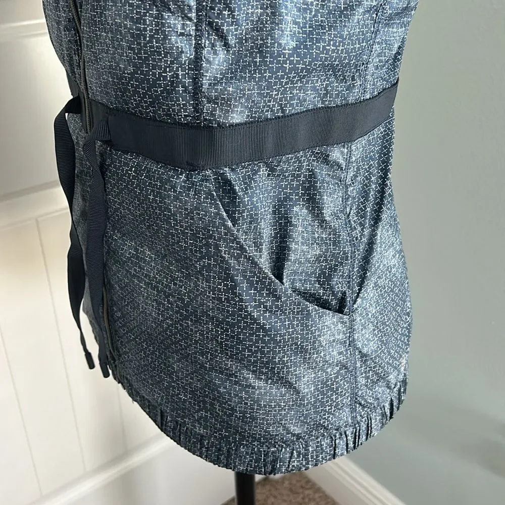 Lululemon Spring Fling Puffy Vest Size 4 Sashiko Cross Inkwell Ghost